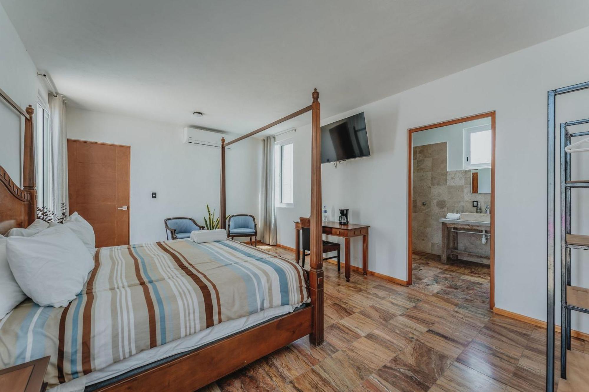 Habitacion Privada, 5 Min Catedral メリダ エクステリア 写真